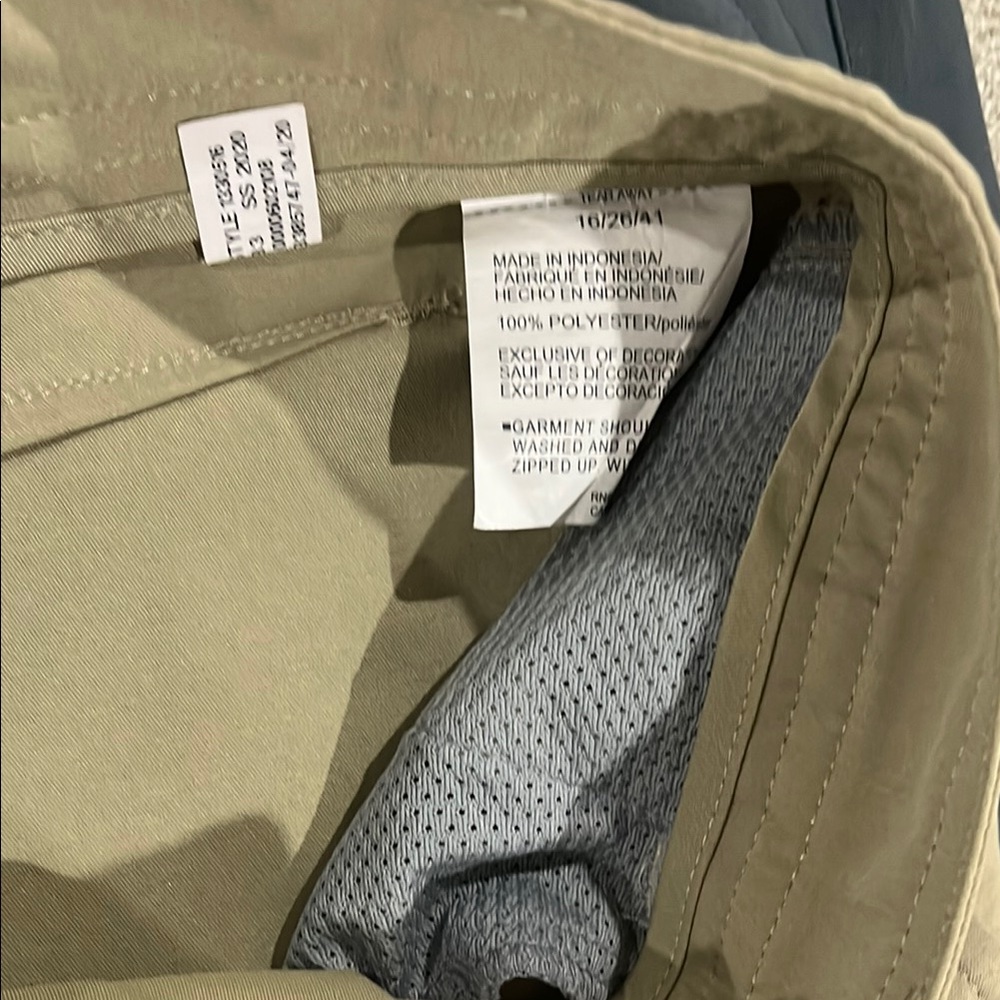 Under Armour Gray and Tan Shorts - Picture 6 of 10